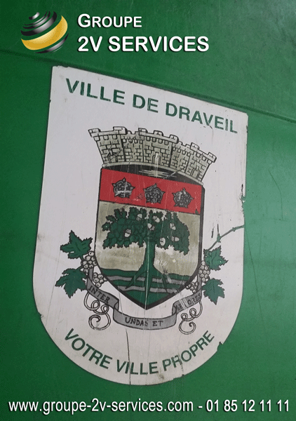 Sortie et rentrée des poubelles à Draveil | 2V SERVICES